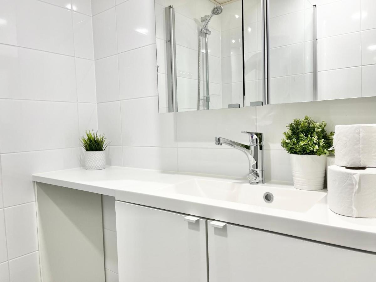 Tammer Huoneistot - City Suite 4 - Perfect Location & Great Amenities Тампере Екстериор снимка